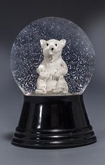 Polar Bear - Small<br> Vienna Snow Globe